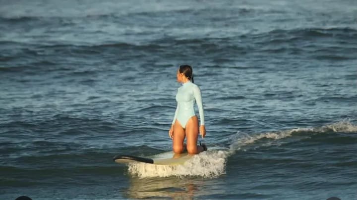 Intermediate surf lesson at My Mate Surf