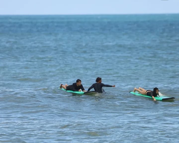 Kids surf lesson at My Mate Surf